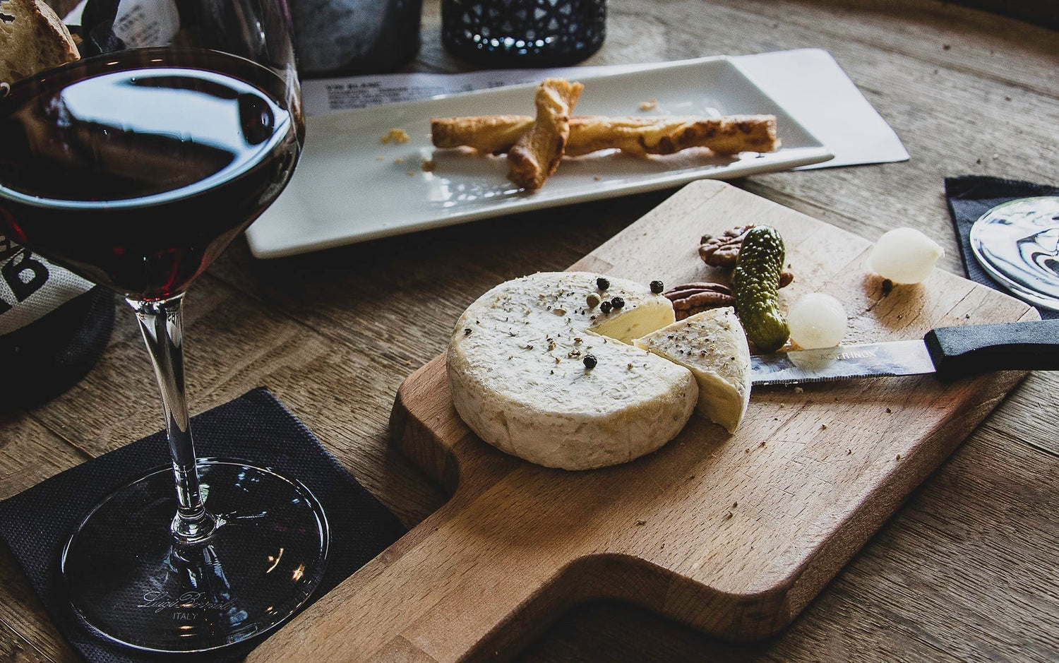 What You Need to Know about Pairing Cheese and Wine - Millon Wines